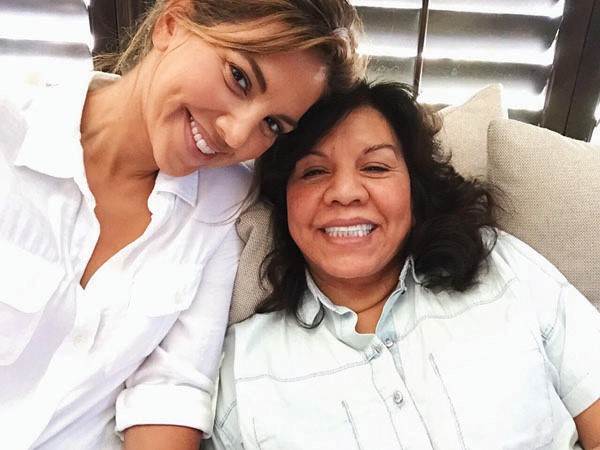 Liz Hernandez with Mother